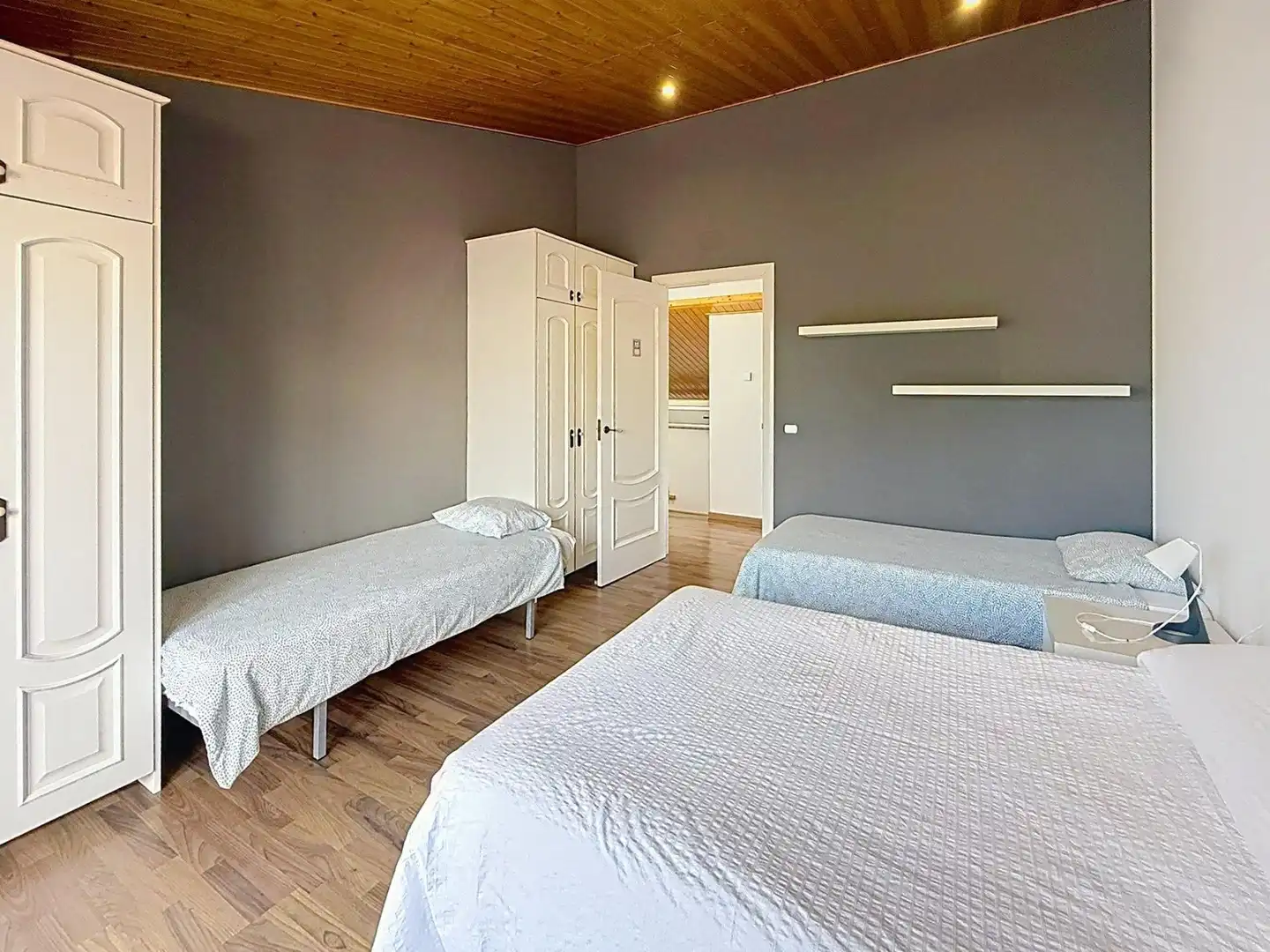 Dormitori de Casa o xalet en venda en Cubelles amb Aire condicionat, Calefacció i Terrassa