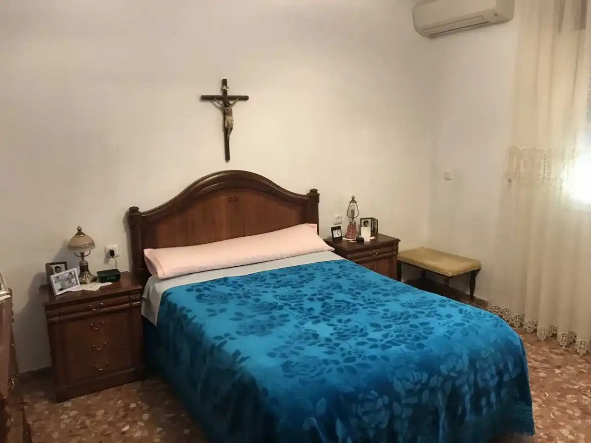 Bedroom of Houses for sale in Córdoba  with Air Conditioner, Heating and Private garden