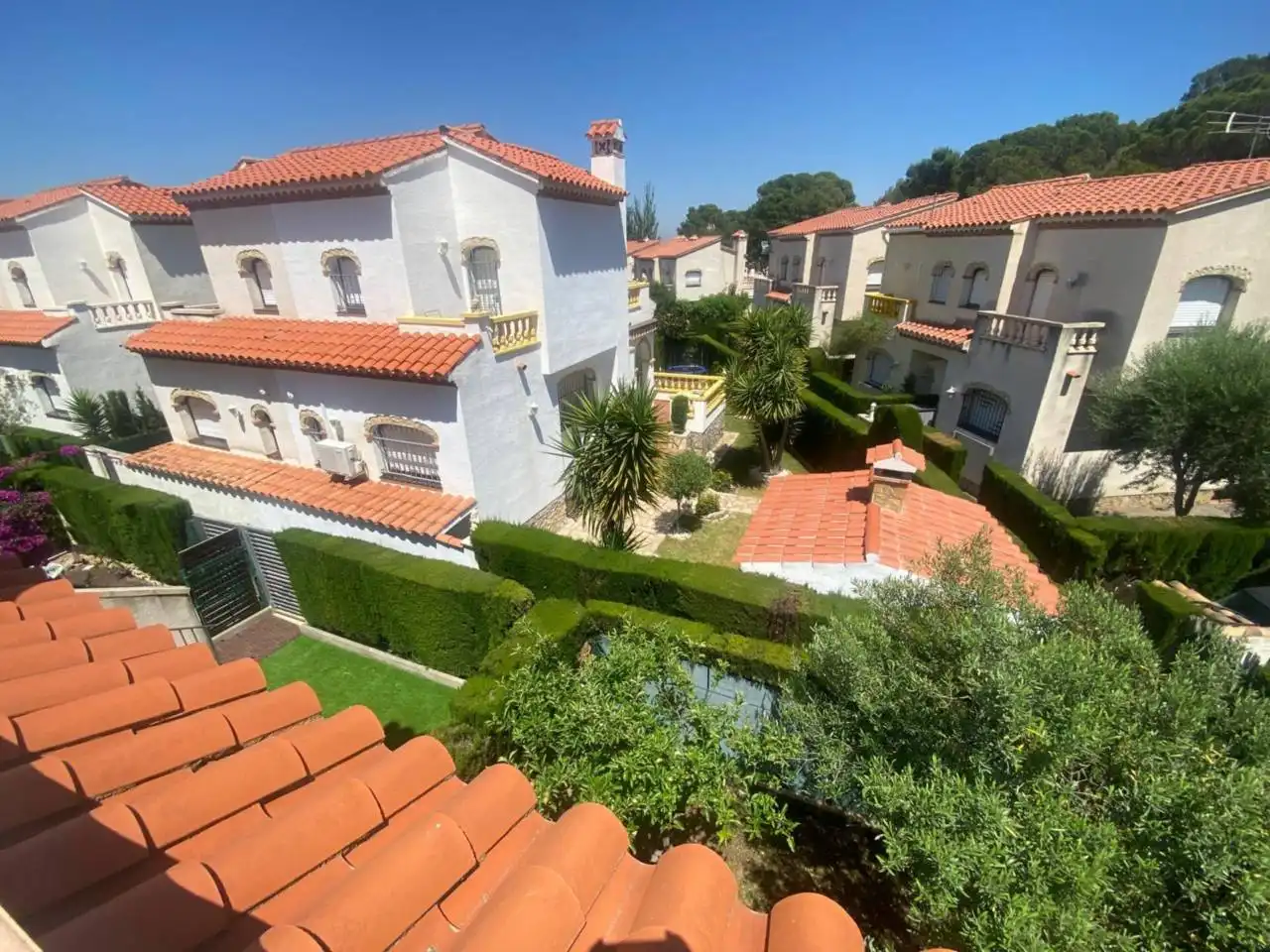 Casa aparellada amb piscina en venda a Calle Horus, imagen 21