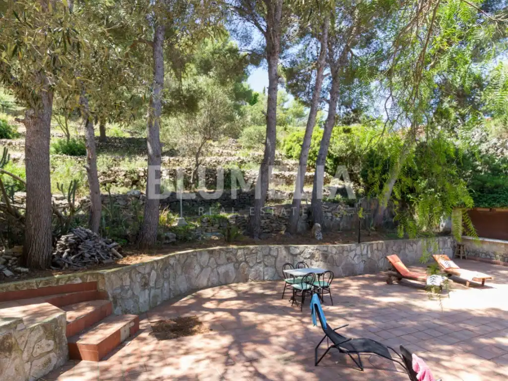 Houses for sale in Las Rotas / Les Rotes