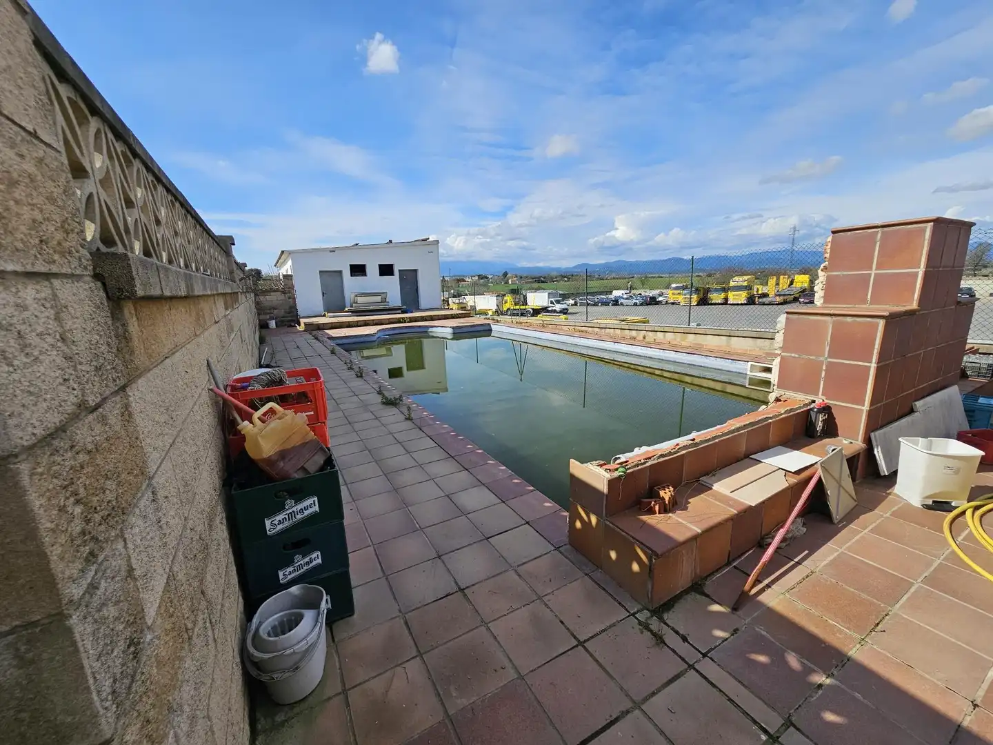Piscina de Edifici en venda en Vidreres