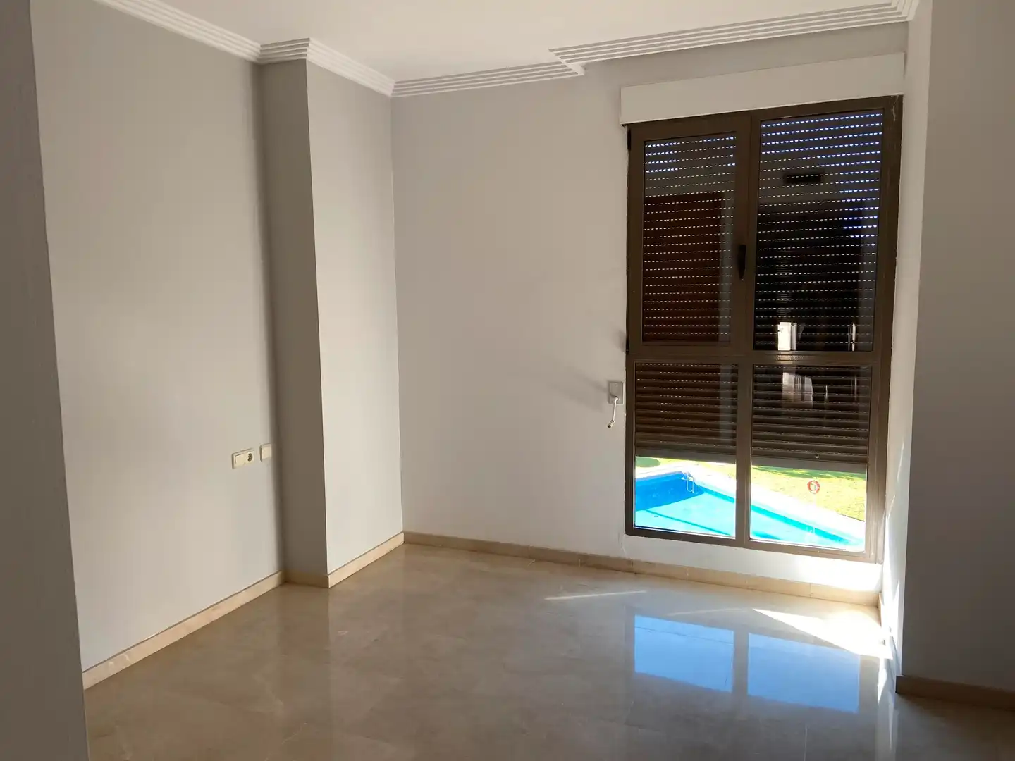 Schlafzimmer von Wohnung zur Miete in Valencia mit Klimaanlage, Heizung und Terrasse
