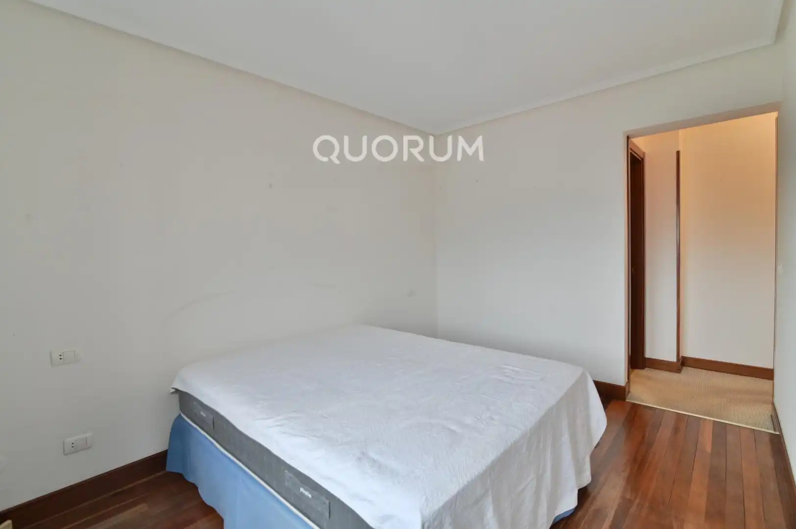 Habitación de Piso en venta en Bilbao  con Calefacción y Terraza