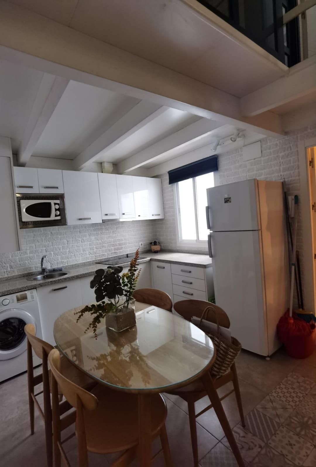 Kitchen of Duplex for sale in  Cádiz Capital  with Air Conditioner and Heating