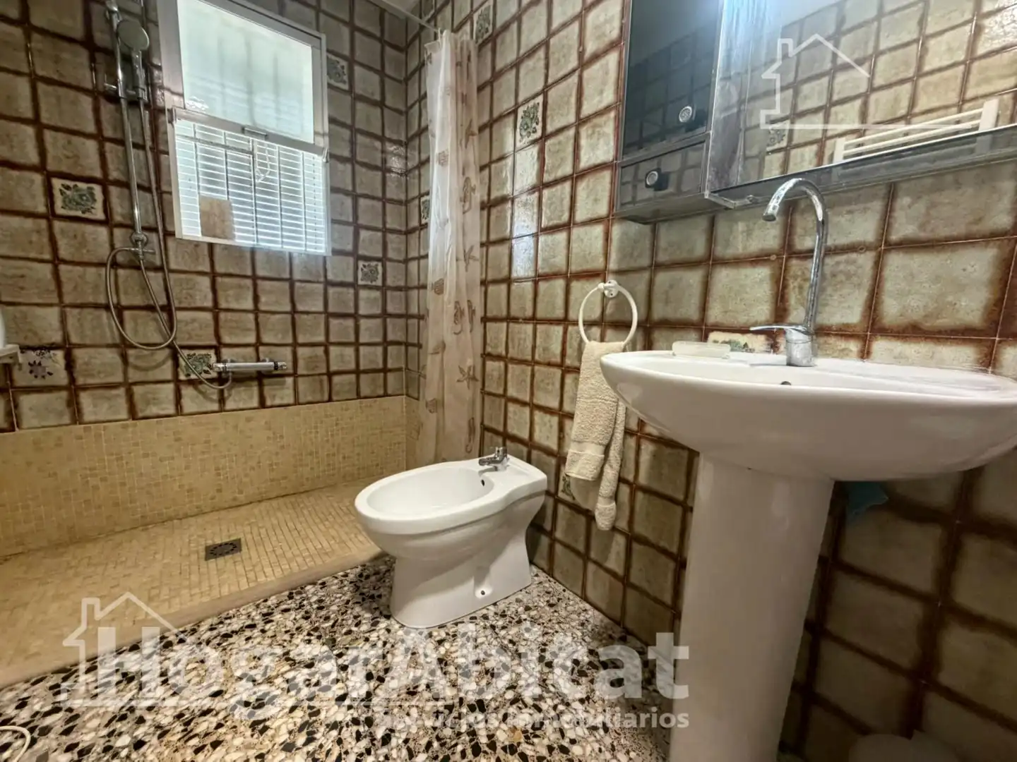 Bany de Casa o xalet en venda en Benaguasil amb Aire condicionat, Jardí privat i Terrassa