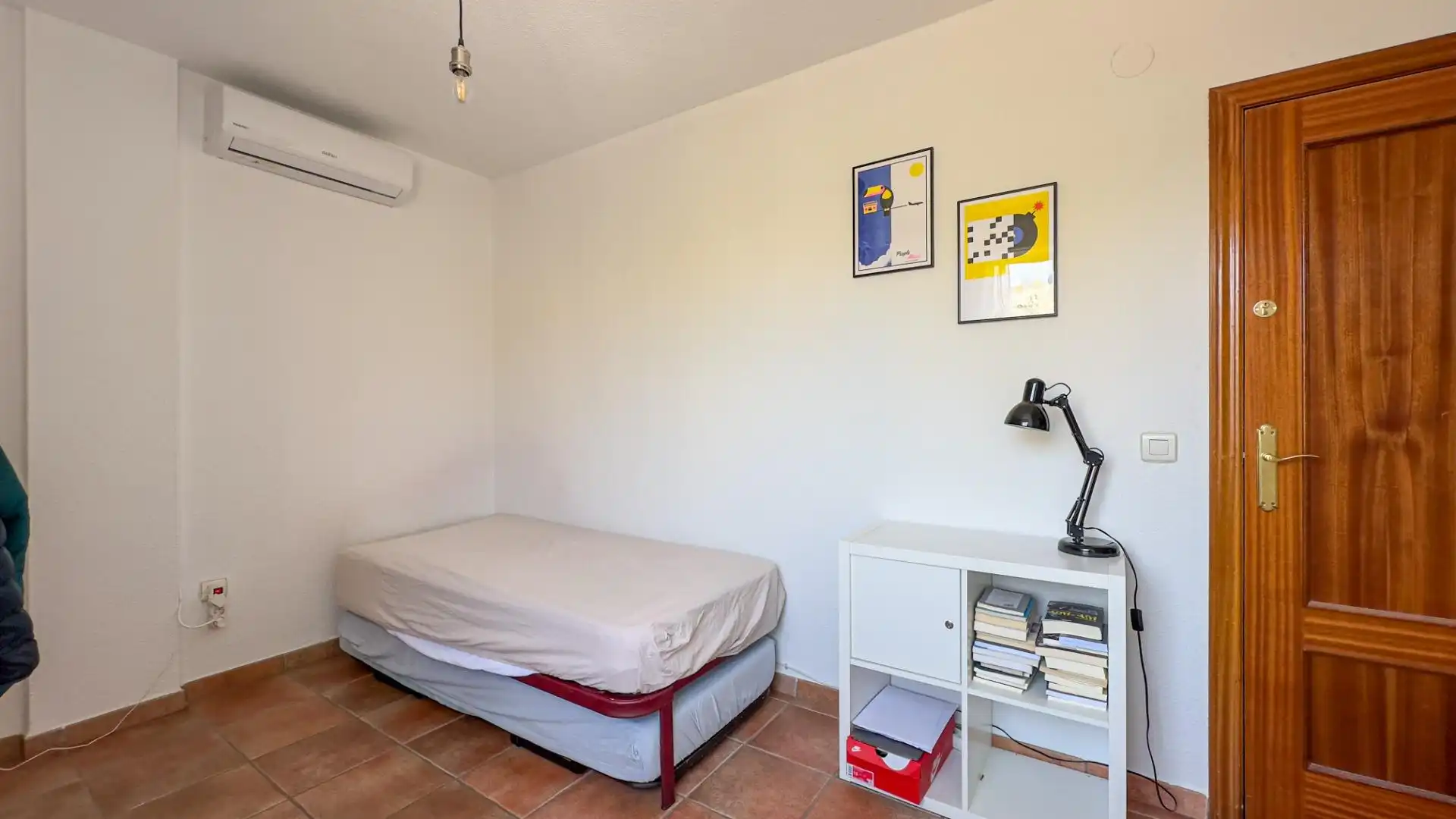 Piso en venta en Avenida del Aeropuerto, Vista Alegre - Parque Cruz Conde