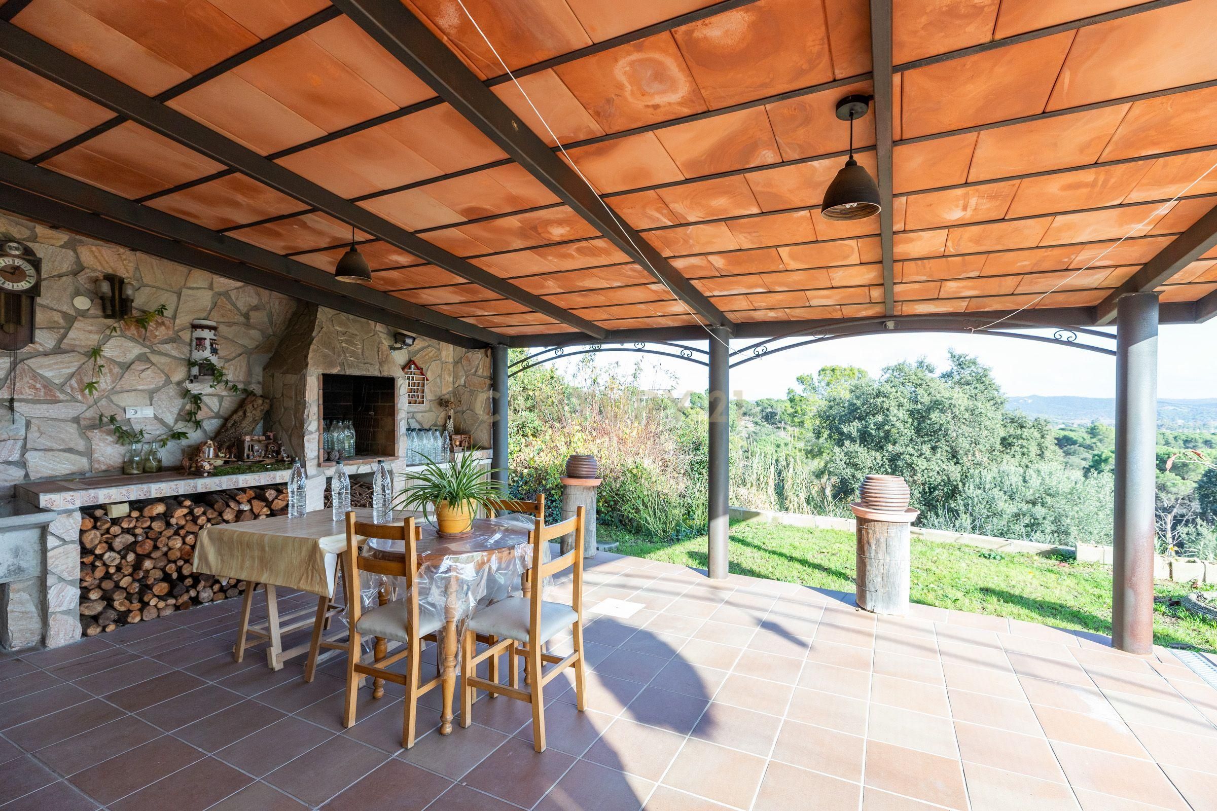 Terrassa de Casa o xalet en venda en Fogars de la Selva amb Jardí privat