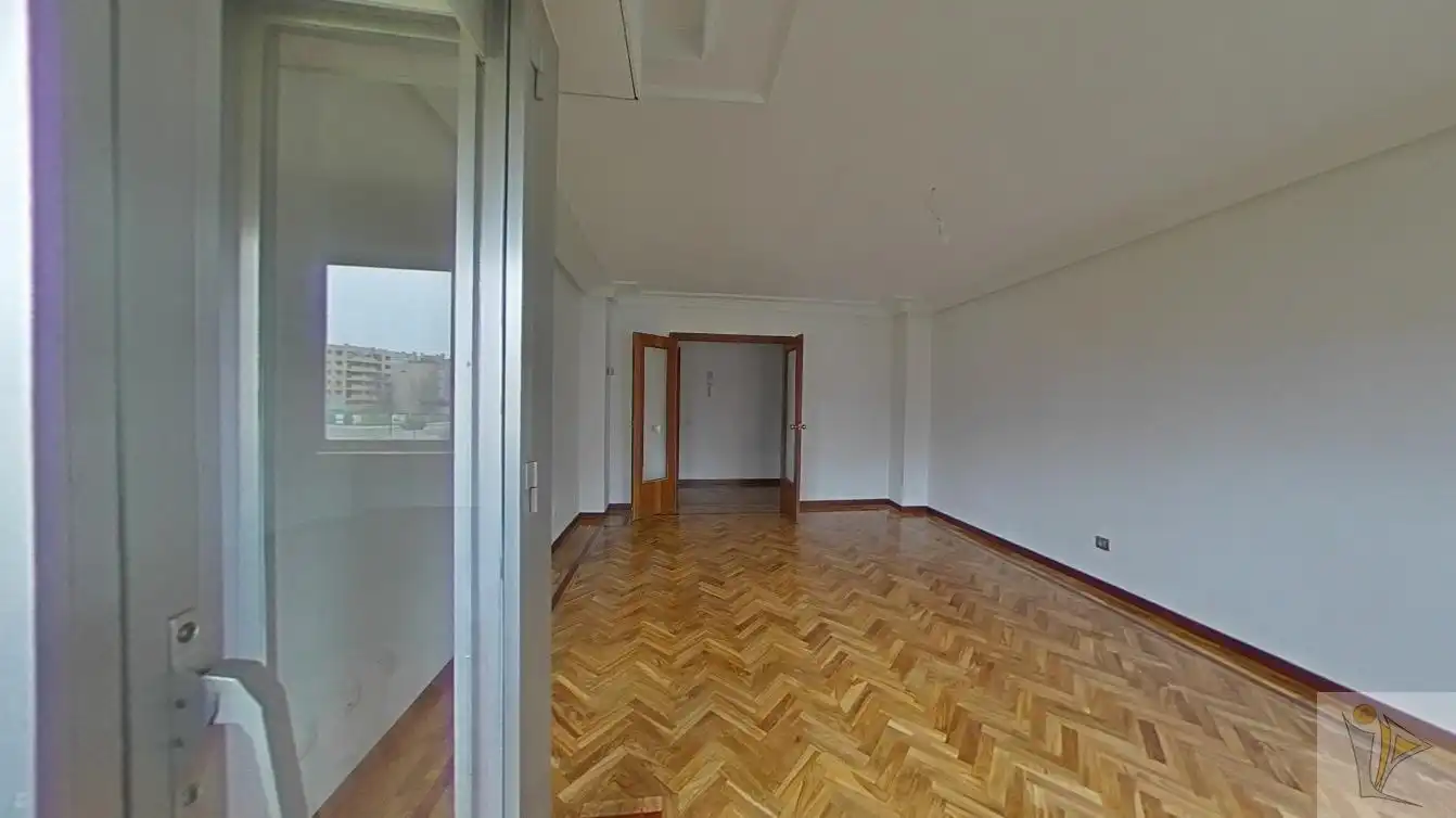Piso en venta en AV DEL PARQUE , El Bercial