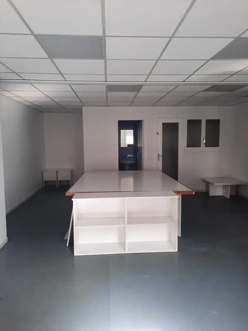 Gewerbefläche zur Miete in Sota el Cami Ral, imagen 4