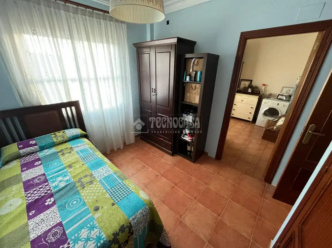 Habitación de Casa adosada en venta en Dos Hermanas con Terraza