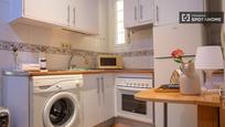 Kitchen of Flat to rent in  Madrid Capital  with Air Conditioner and Balcony