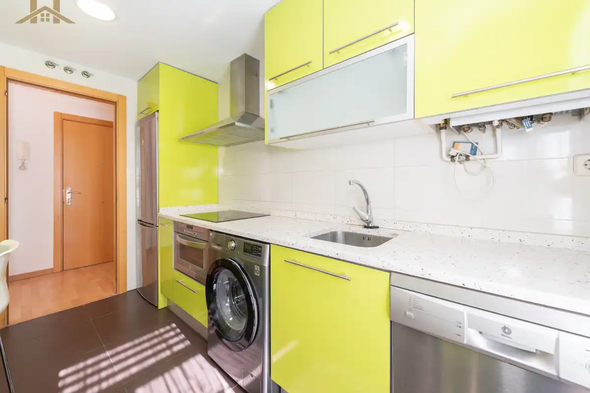 Kitchen of Flat for sale in Pinto  with Air Conditioner, Heating and Storage room
