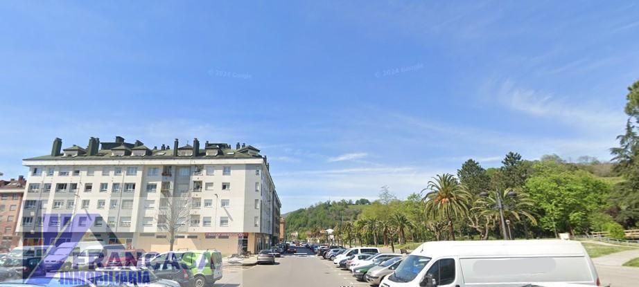 Vista exterior de Pis en venda en Langreo