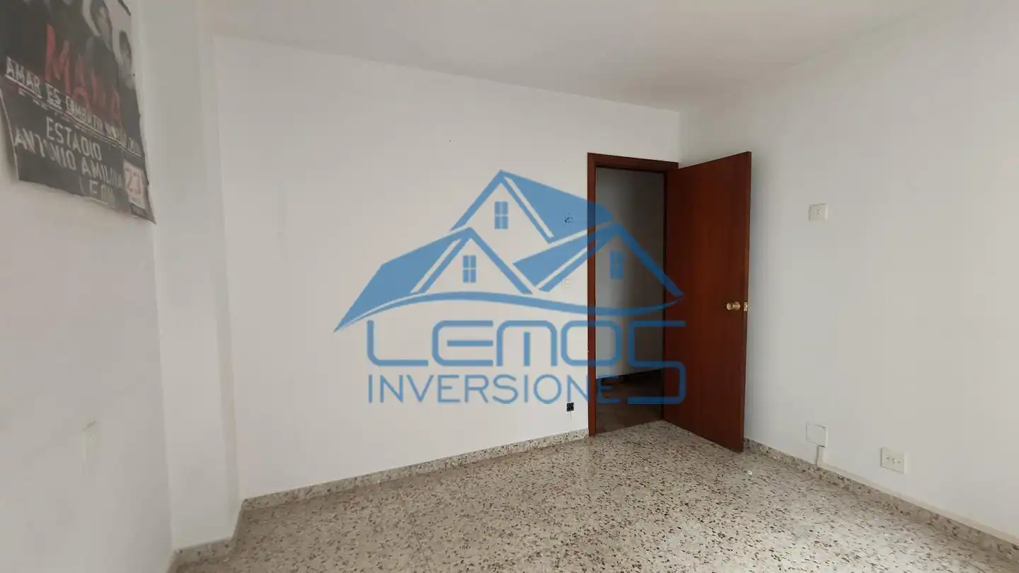 Vista exterior de Piso en venta en Ponferrada