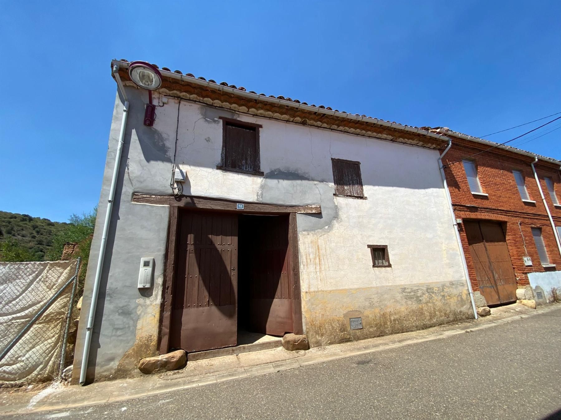 Exterior view of House or chalet for sale in Las Omañas   with Storage room and Furnished
