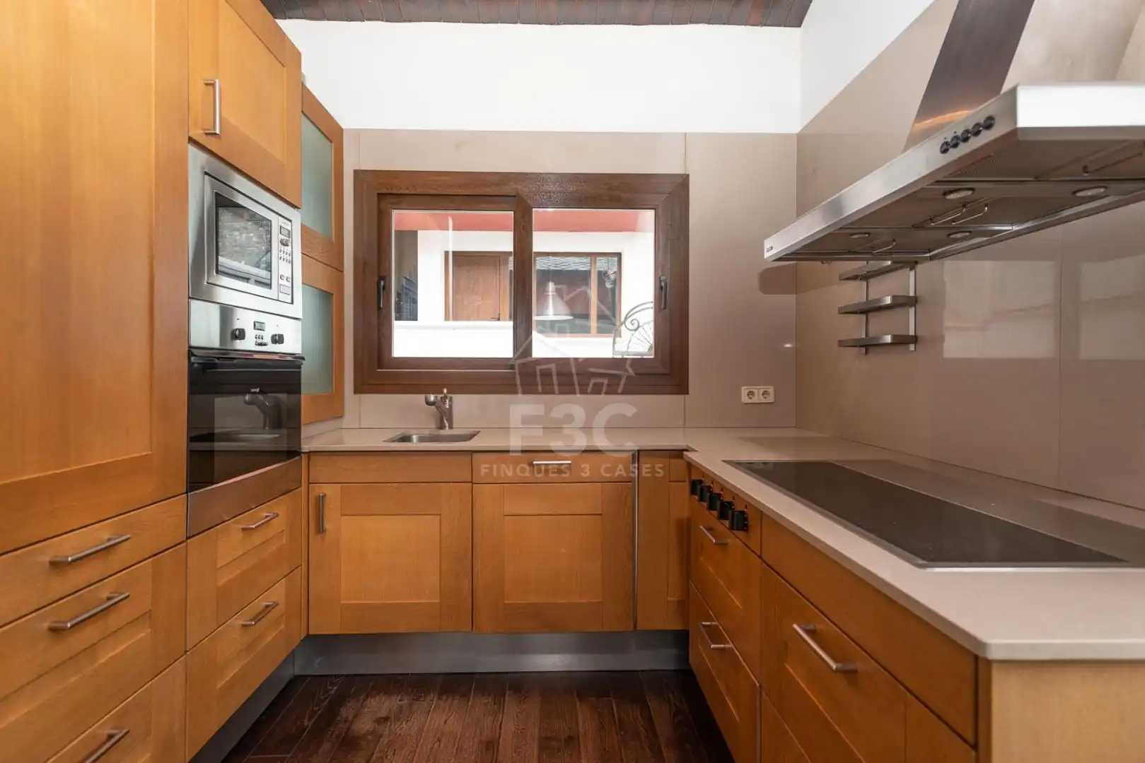 Casa adosada en venta en Les Escaldes