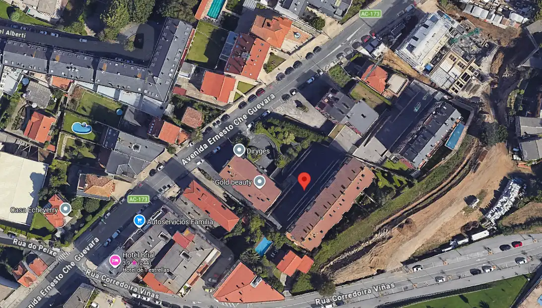 Vista exterior de Piso en venta en Oleiros con Trastero