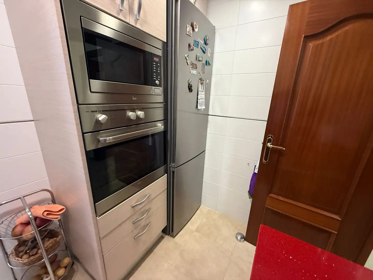 Cuina de Pis en venda en Santa Coloma de Gramenet amb Aire condicionat, Calefacció i Terrassa