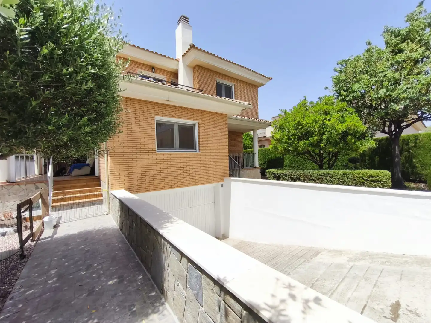 Chalet con terraza en venta en Carrer Varsòvia, imagen 3