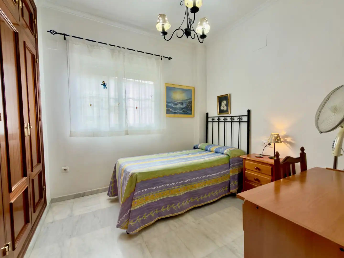 Habitación de Casa o chalet en venta en Mairena del Aljarafe con Aire acondicionado, Calefacción y Terraza