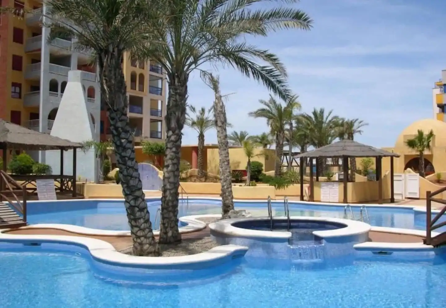 Apartment with pool for sale in Avenida Av. Playa Honda 29, imagen 2