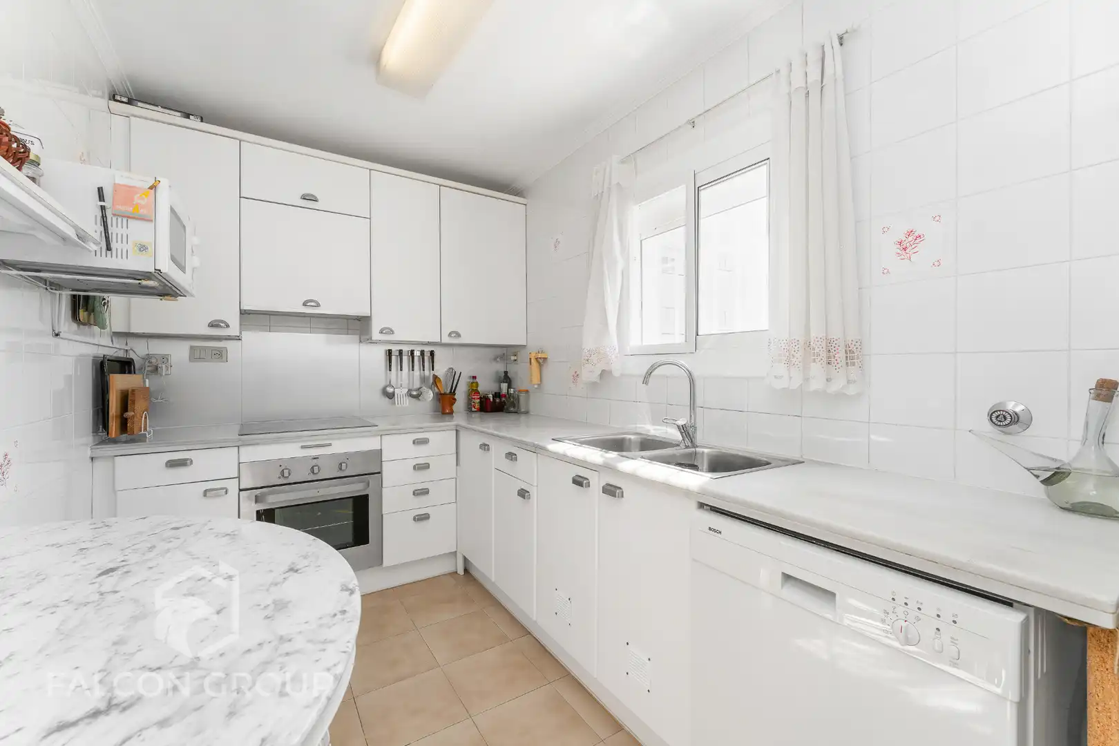 Cocina de Casa o chalet en venta en Cunit con Aire acondicionado, Calefacción y Jardín privado
