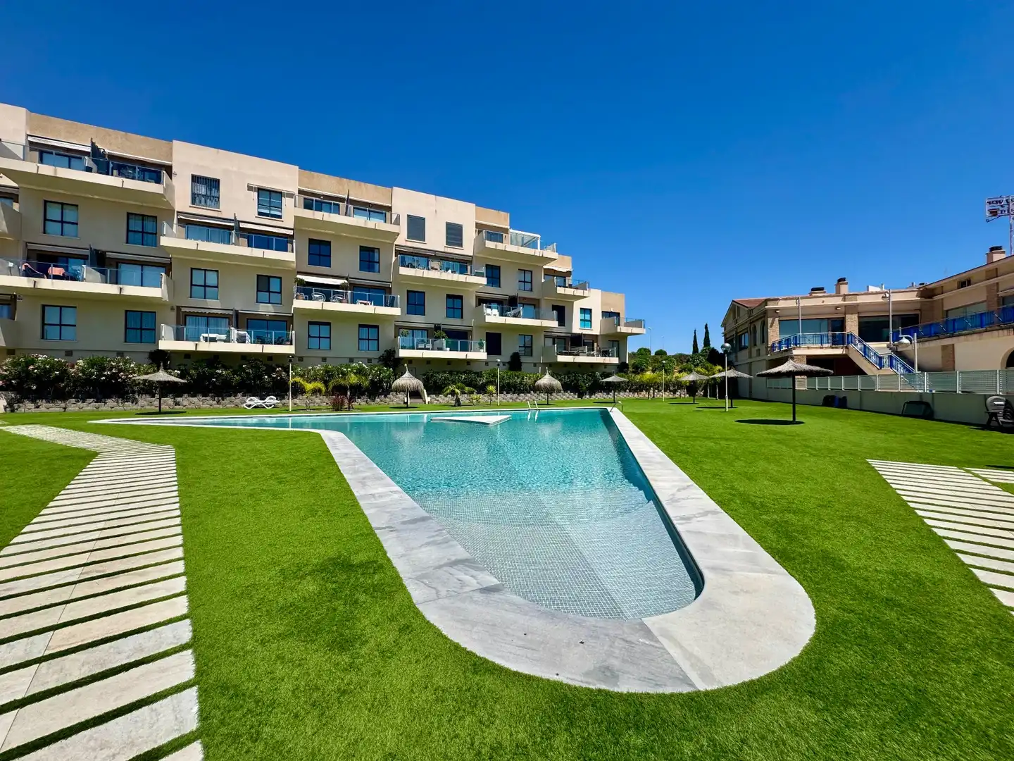 Piscina de Apartament en venda en Orihuela amb Jardí privat, Traster i Piscina