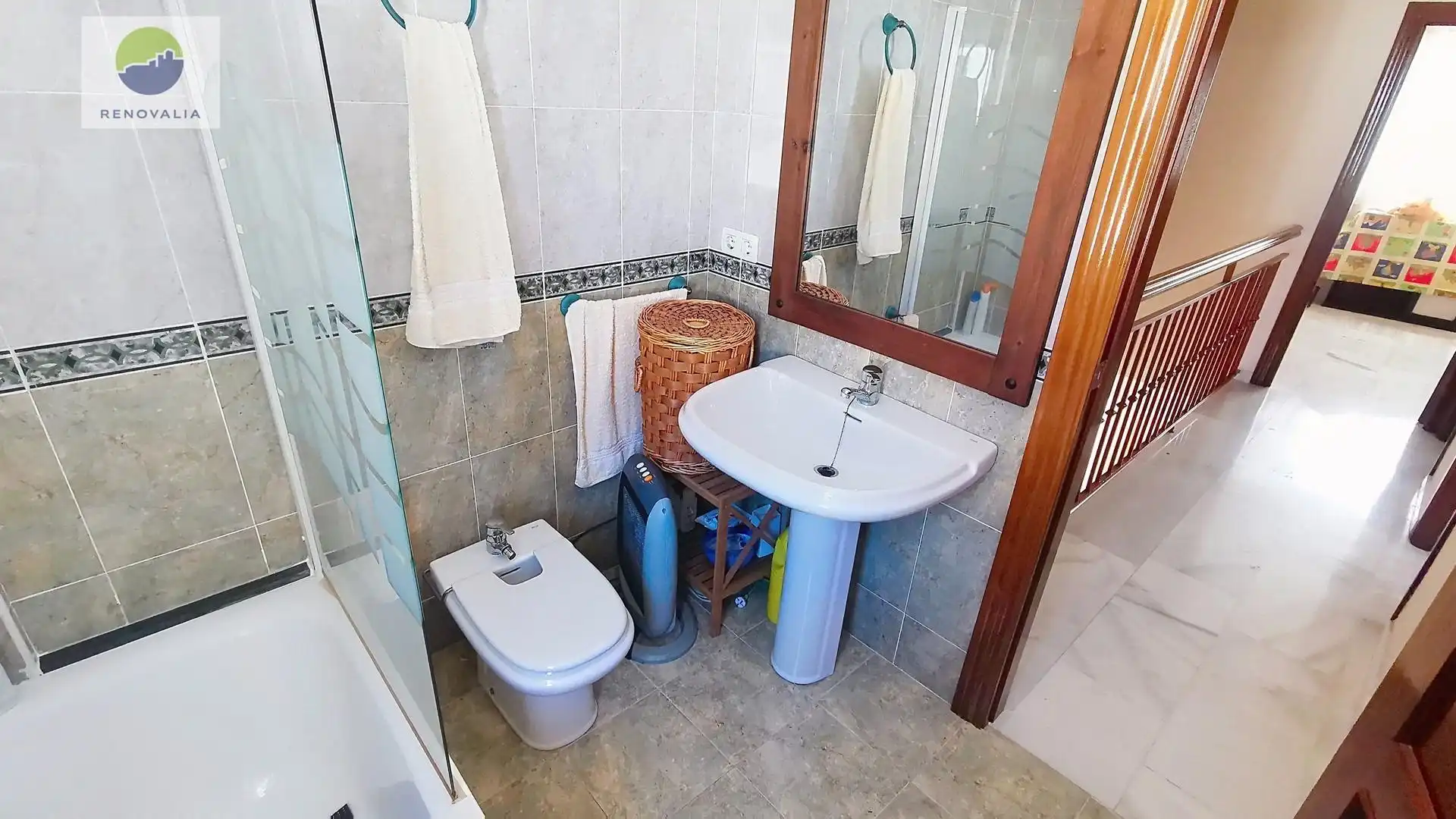Baño de Casa adosada en venta en Armilla con Calefacción