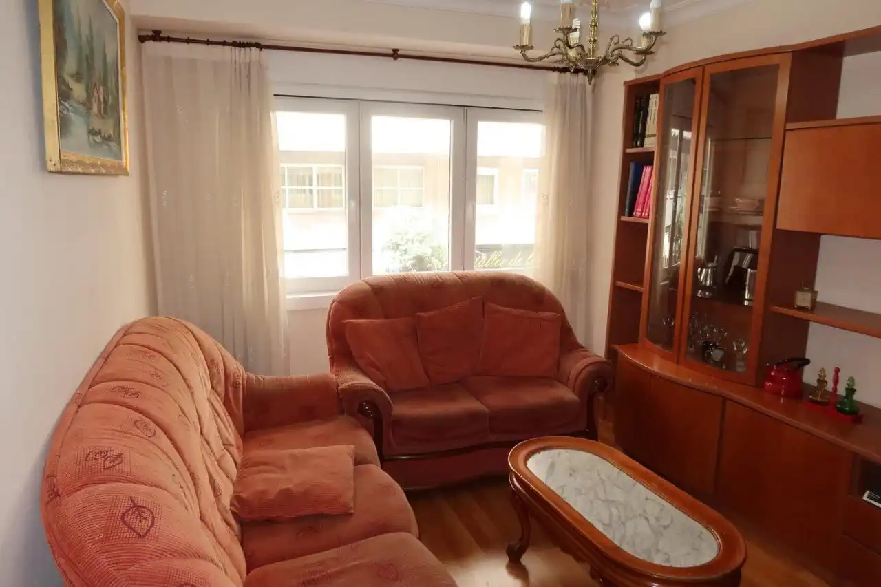 Wohnung zur Miete in Villa Negreira, Agra del Orzán - Ventorrillo
