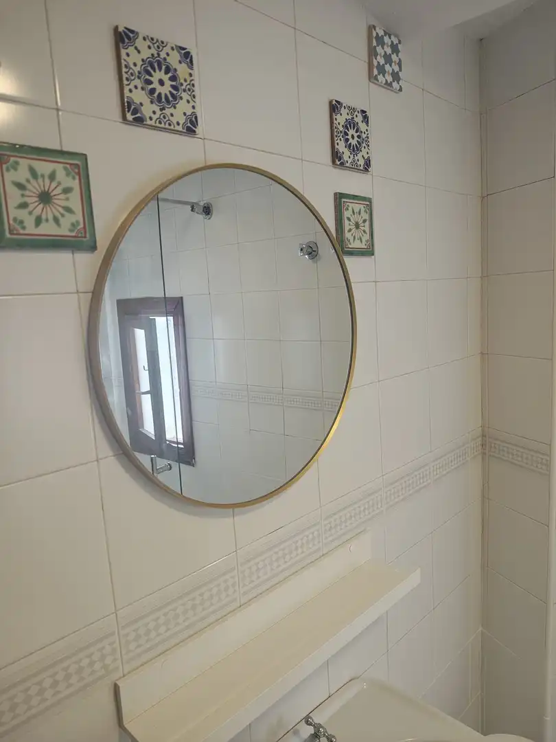 Baño de Apartamento de alquiler en Cáceres con Calefacción y Piscina comunitaria