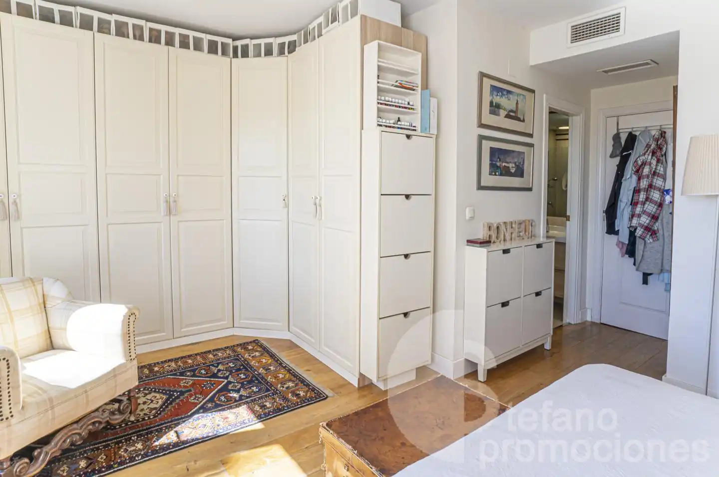 Bedroom of Detached homes for sale in Málaga  with Air Conditioner, Parquet flooring and Terrace