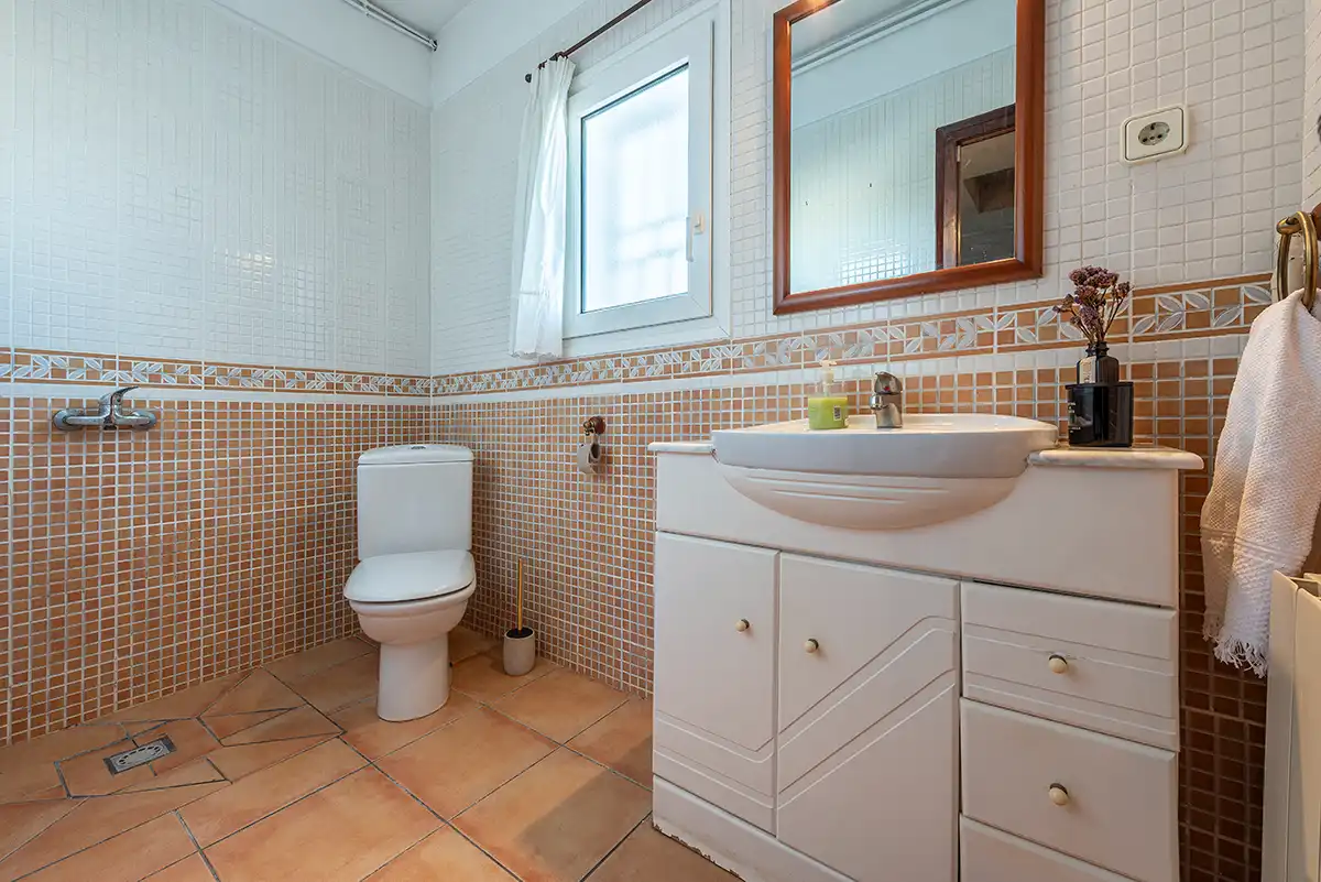 Bathroom of Houses for sale in Sant Pere de Ribes  with Heating, Terrace and Swimming Pool