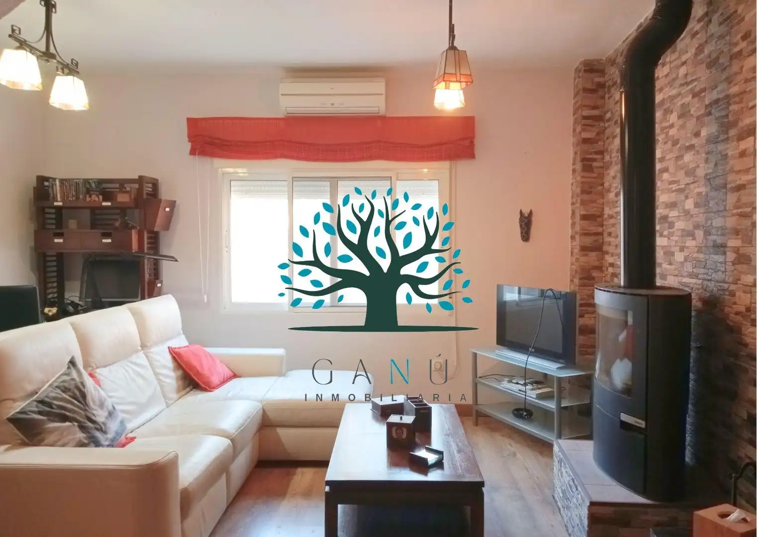 Duplex with terrace for sale in Calle CANALEJAS