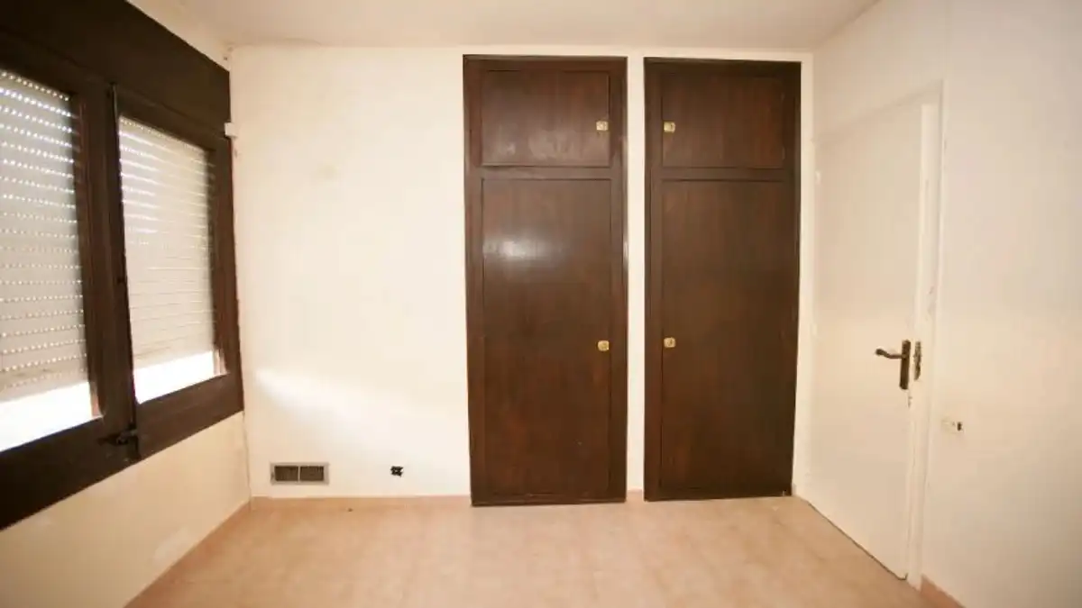 Detached house for sale in Carrer Navarra, imagen 6