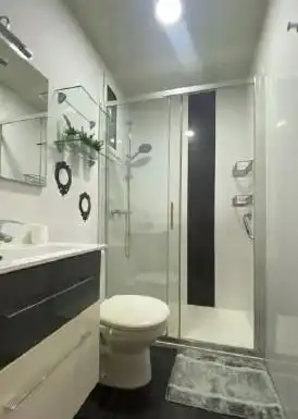 Bany de Apartament en venda en Barcelona
