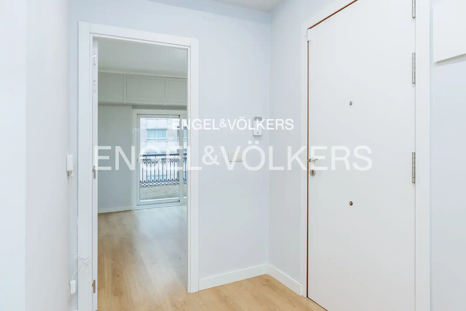Habitación de Piso en venta en Vigo  con Calefacción, Terraza y Balcón