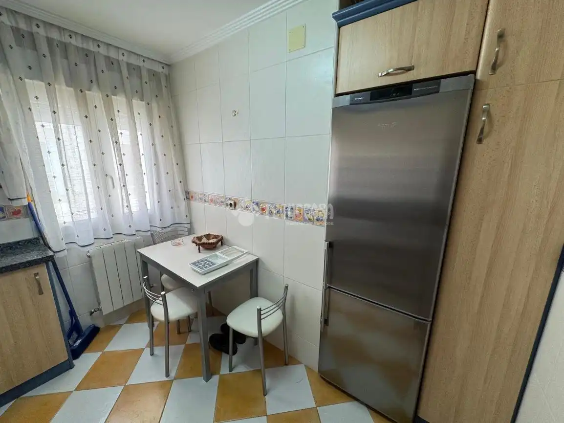 Cuina de Pis en venda en Palencia amb Calefacció i Parquet