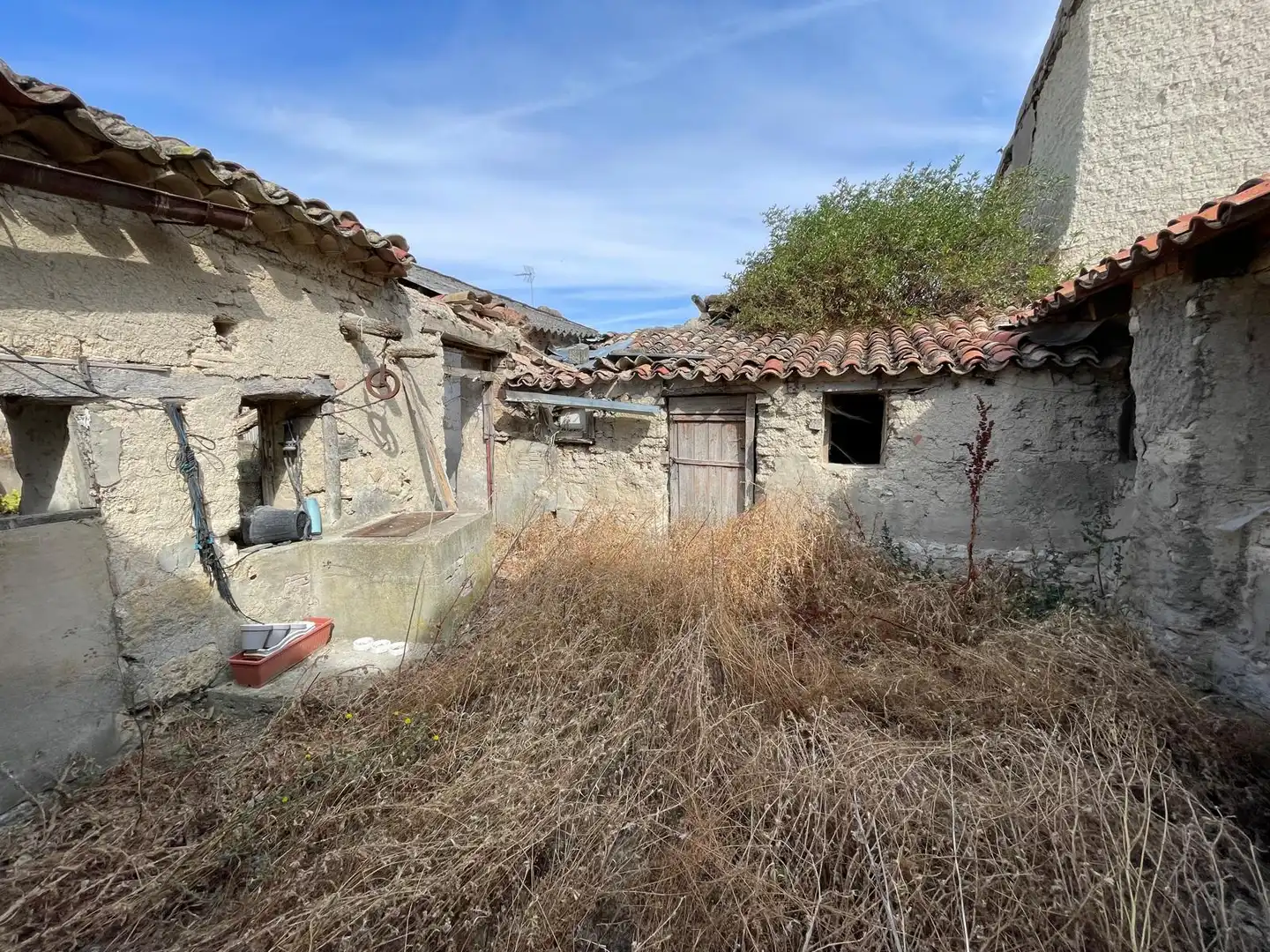 Casa rústica amb jardí en venda a Calle Caridad, imagen 5