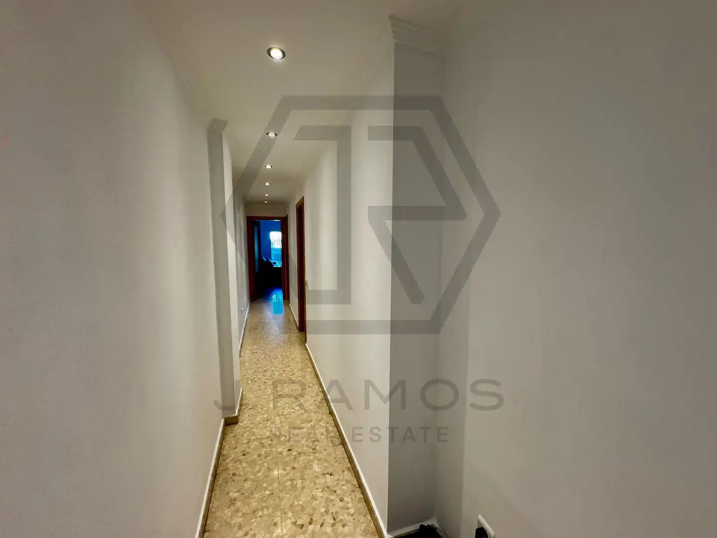 Piso con piscina en venta en Pintor Antonio Valdes, imagen 14