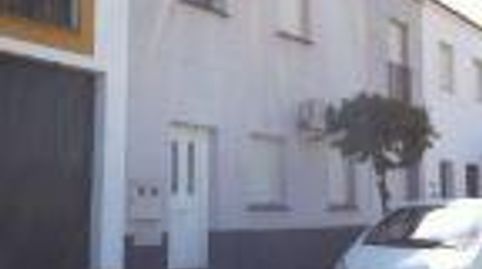 Foto 2 de Casa adosada en venta en Valdelacalzada, Badajoz