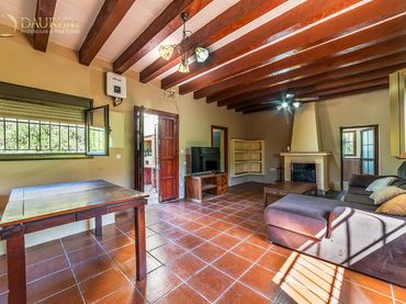 Casa con piscina in vendita a DE TRIANA