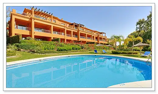 Flat with terrace for sale in Calle Pico Alcazaba 21, imagen 6