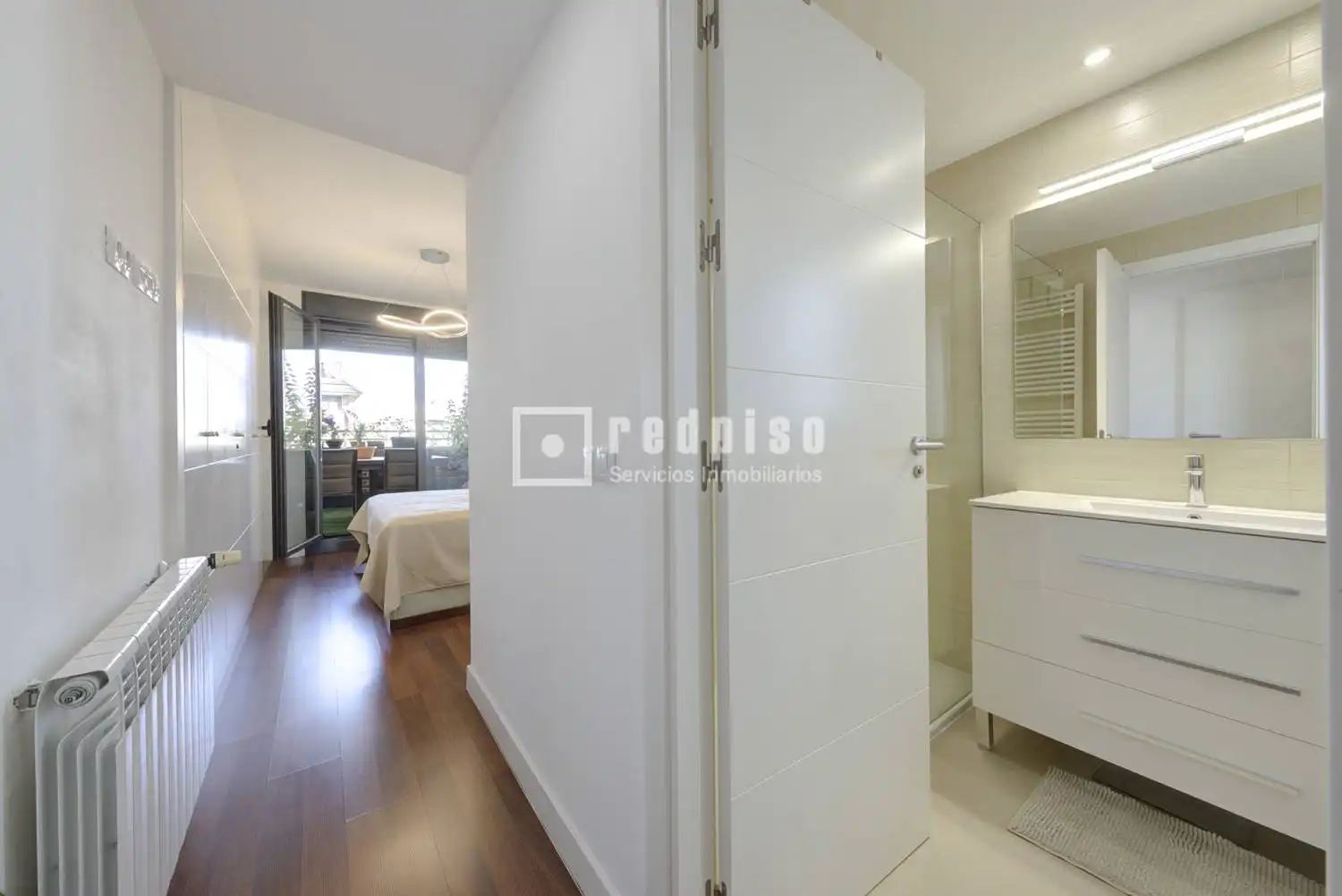 Bedroom of Flat for sale in Boadilla del Monte  with Air Conditioner, Heating and Private garden
