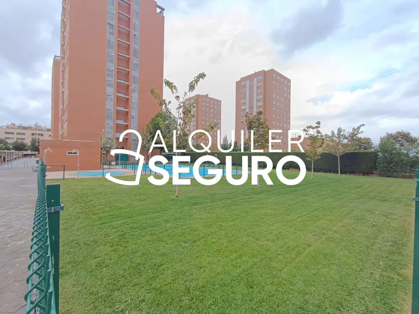 Appartamento con piscina in affitto a del Planeta Tierra, imagen 4