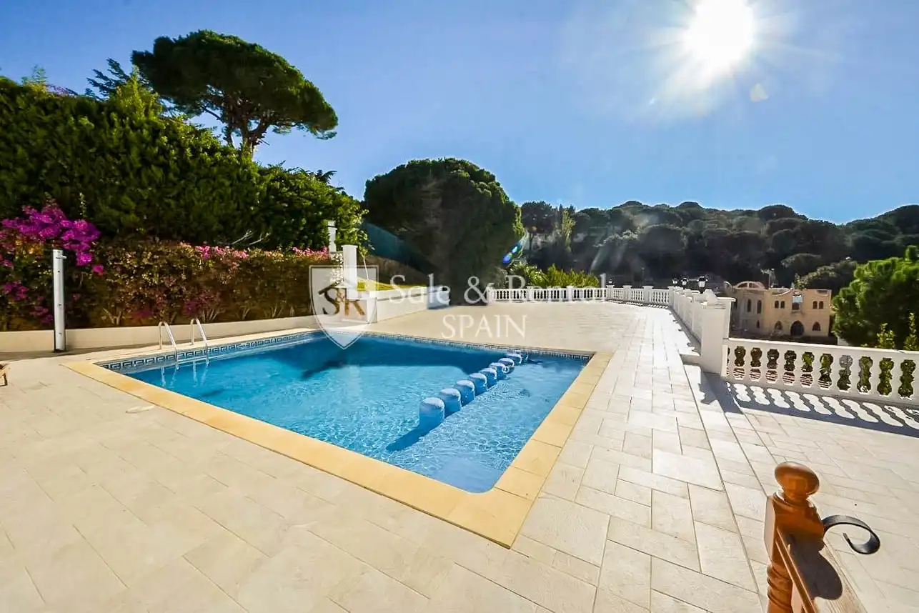 Piscina de Casa o xalet en venda en Lloret de Mar amb Aire condicionat, Jardí privat i Terrassa