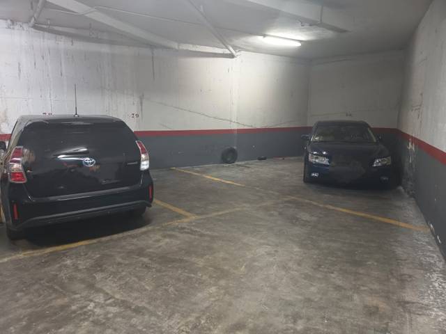 Garaje en Alquiler en Calle Afueras a Valverde, 35 en Tres Olivos - Valverde