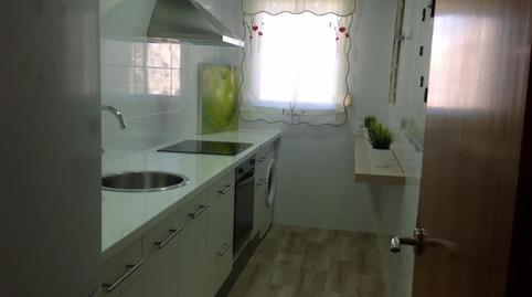 Foto 2 de Apartament de lloguer a Vallparadís - Antic Poble de Sant Pere, Terrassa