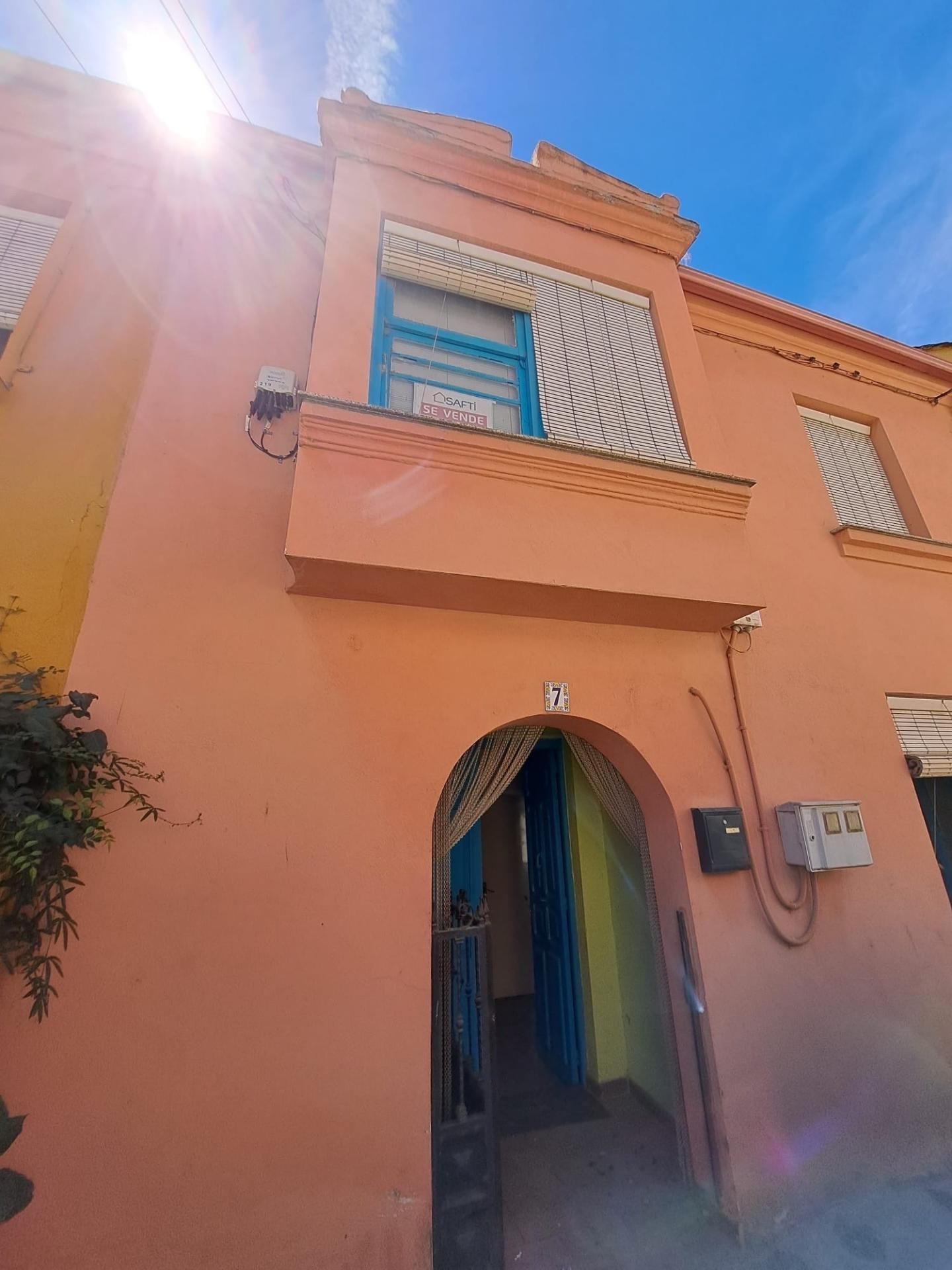 Casa adosada en venta en Compostilla - Columbrianos