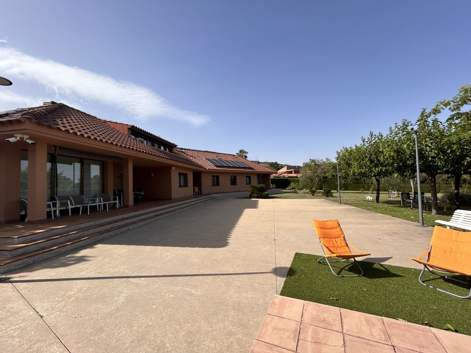 Vista exterior de Casa o xalet en venda en Almoster amb Aire condicionat, Calefacció i Jardí privat