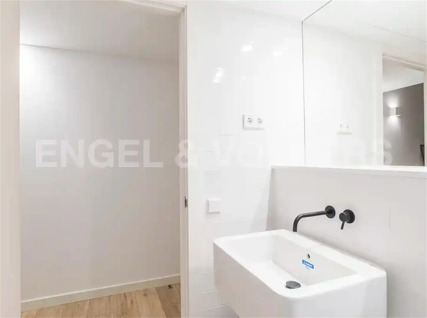Ático de obra nueva con terraza en venta en Carrer dels Escudellers 16, imagen 15